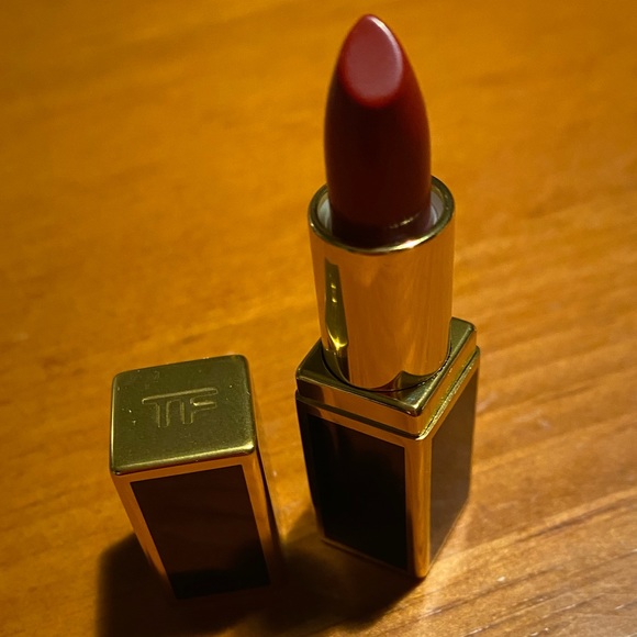 Tom Ford Lip Color Lipstick Scarlet Rouge - Picture 5 of 15
